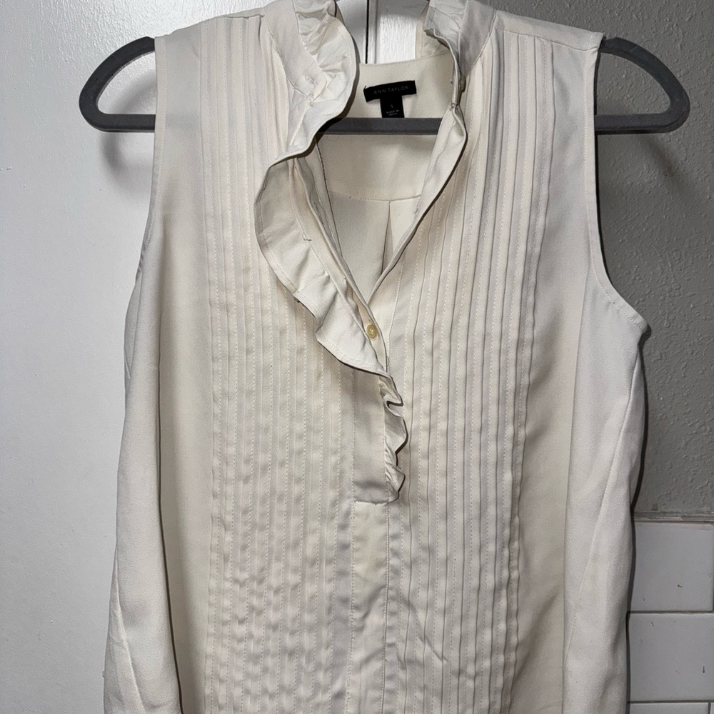Ann Taylor Cream Ruffled Bib Collar Blouse